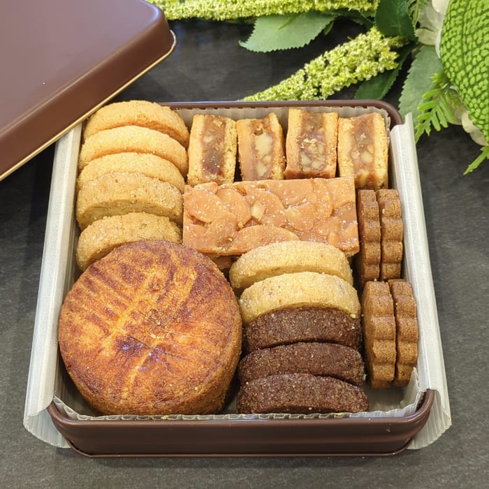 クッキー缶｜シェフが本当におすすめしたいクッキーをギュッと詰め合わせました